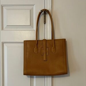 Via Borgospesso vintage bag